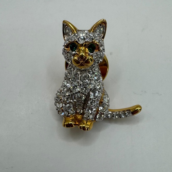 Vintage Swarovski pave crystal cat pin with green eyes. - Picture 8 of 10